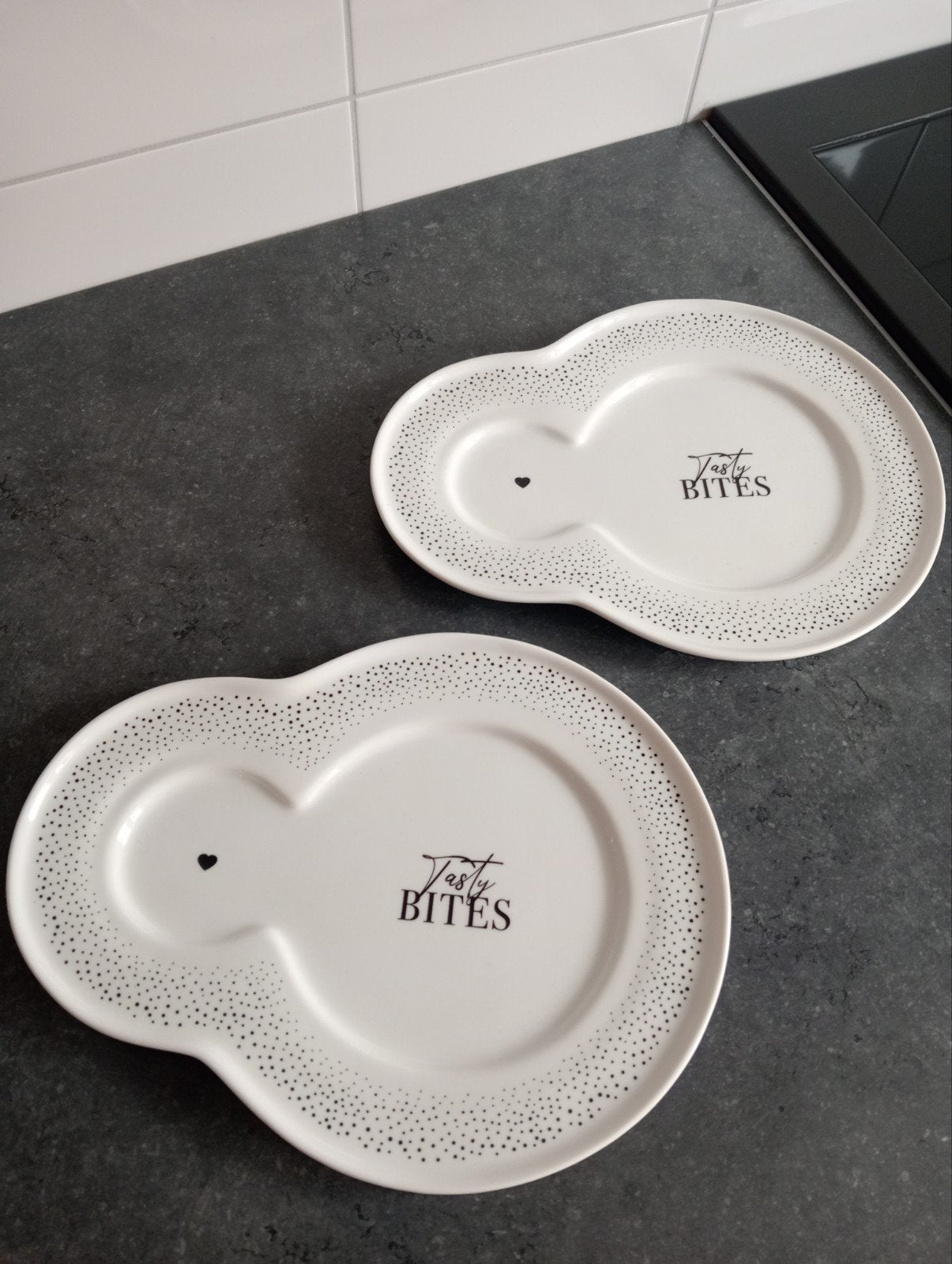 Riviera Maison Tasty bites plates, Ophalen of Verzenden, Zo goed als nieuw, Glas, Overige stijlen