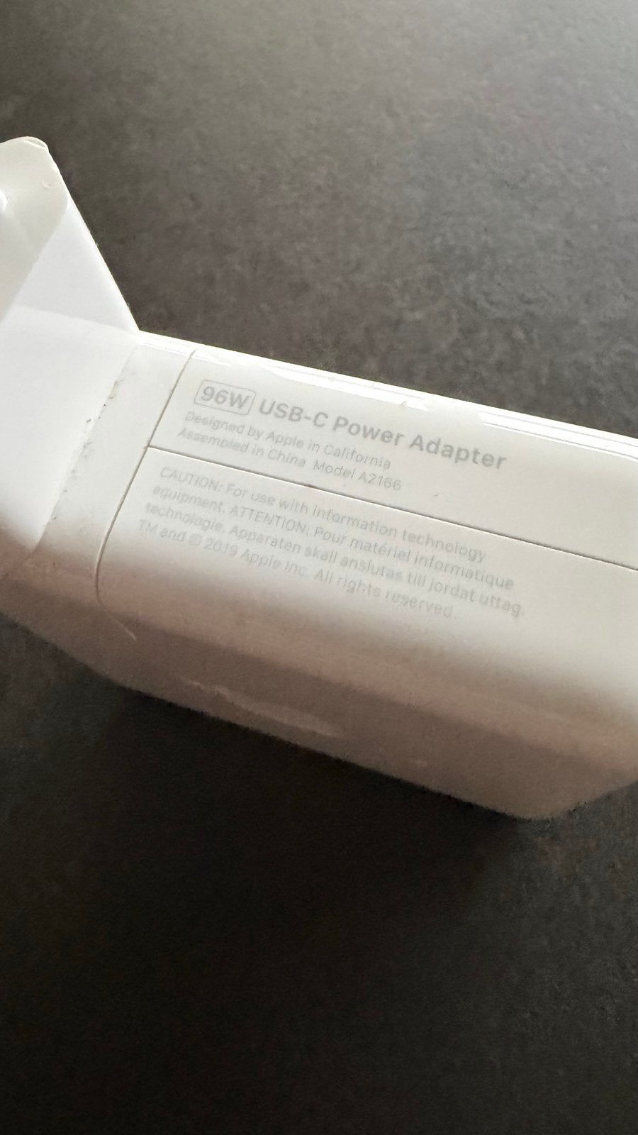 Apple 96W USB-C Power Adapter Oplader A2166, Computers en Software, Laptop-opladers, Ophalen of Verzenden, Gebruikt