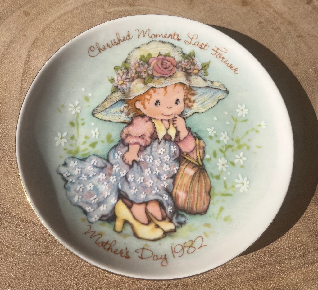 Vintage Avon Moederdag Verzamelbordje,Porselein met Goudrand, Ophalen of Verzenden