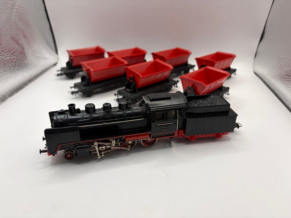 Fleischmann 1350 stoomlocomotief en Roco kipplorenwagons, Hobby en Vrije tijd, Modeltreinen | H0, Gelijkstroom, Fleischmann, Ophalen of Verzenden