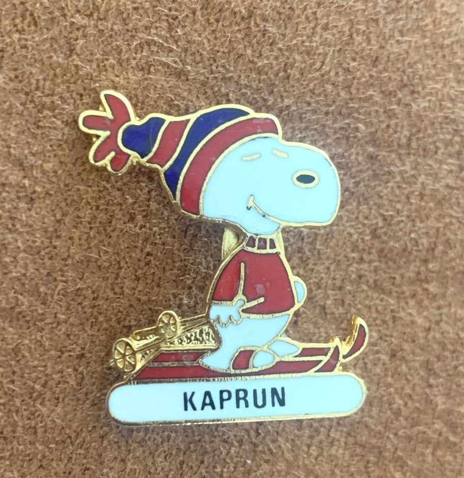 Snoopy speld Kaprun skiën, Verzamelen, Speldjes, Pins en Buttons, Ophalen of Verzenden, Zo goed als nieuw, Figuurtje, Speldje of Pin