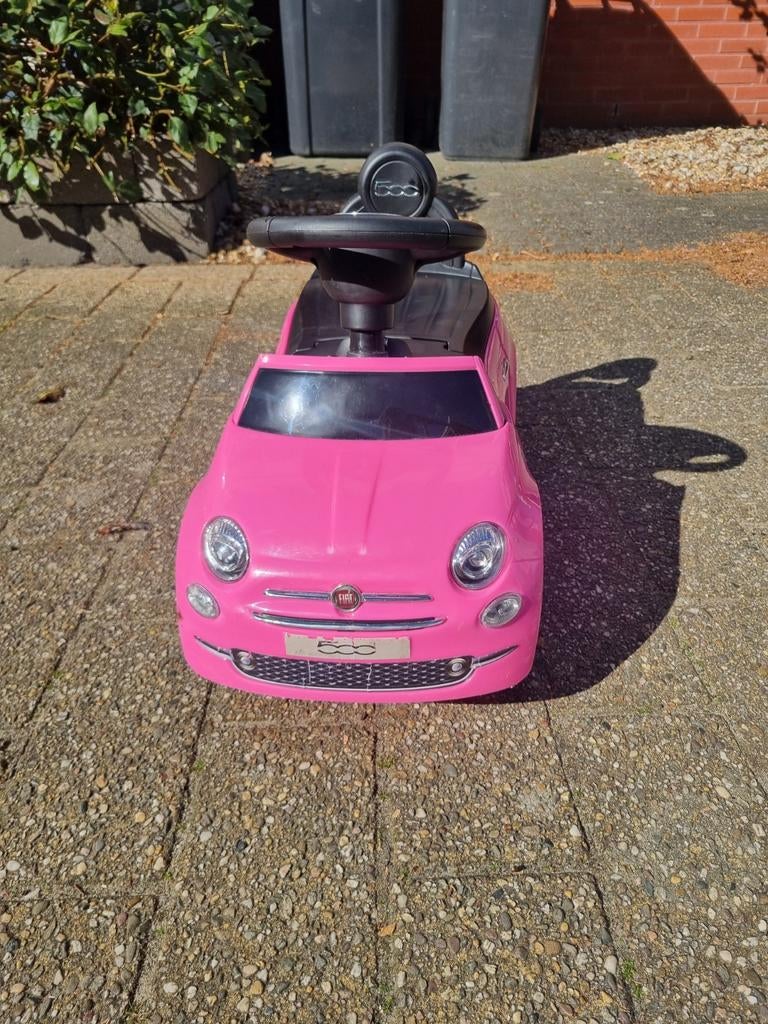 Fiat roze auto, Ophalen, Zo goed als nieuw