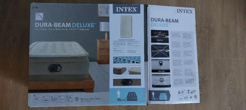 Luchtbed - logeerbed hoog model (Intex), Ophalen, Ingebouwde pomp, Zo goed als nieuw, 1-persoons
