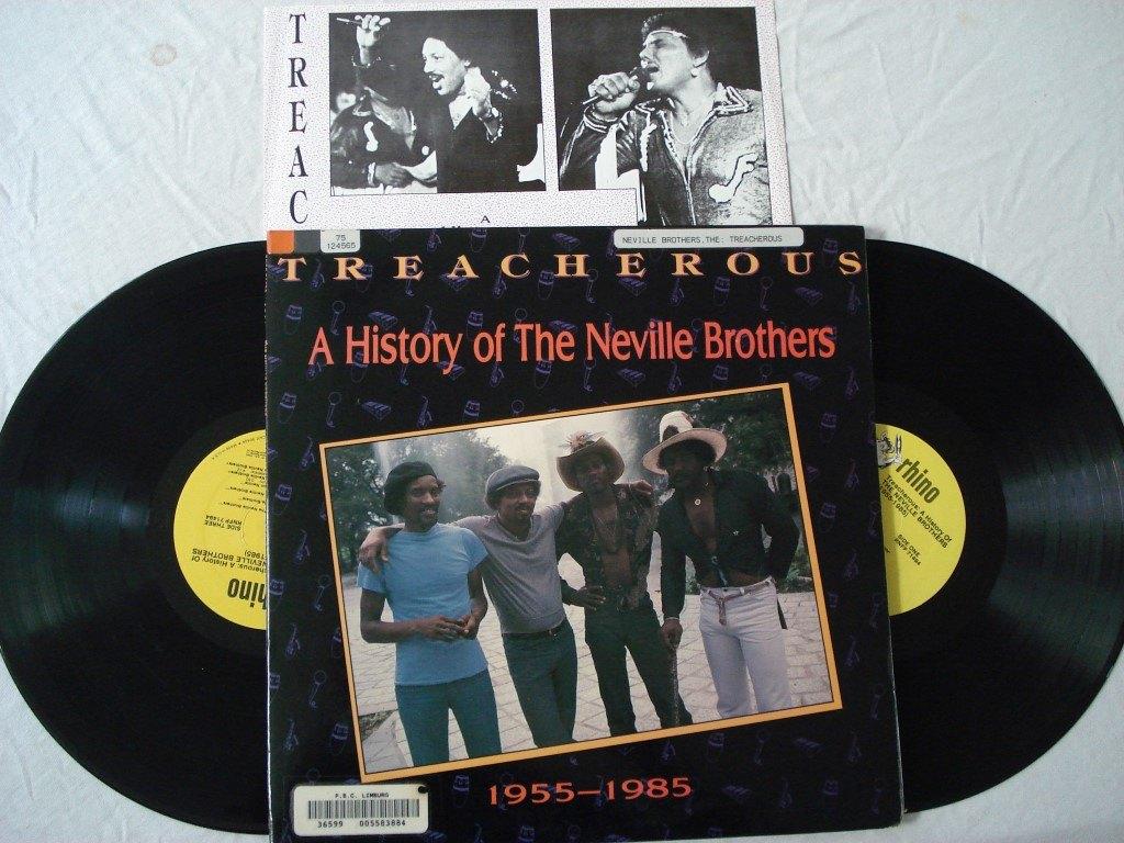 Neville Brothers - Treacherous, Gebruikt, Inclusief insert, 1980 - 1989, Ophalen of Verzenden