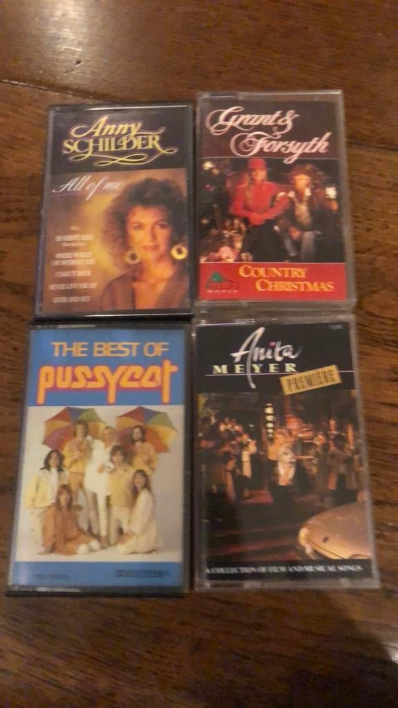 4 mooie cassettebandjes. Diverse muziek., Ophalen of Verzenden, Gebruikt, Overige genres, 2 t/m 25 bandjes