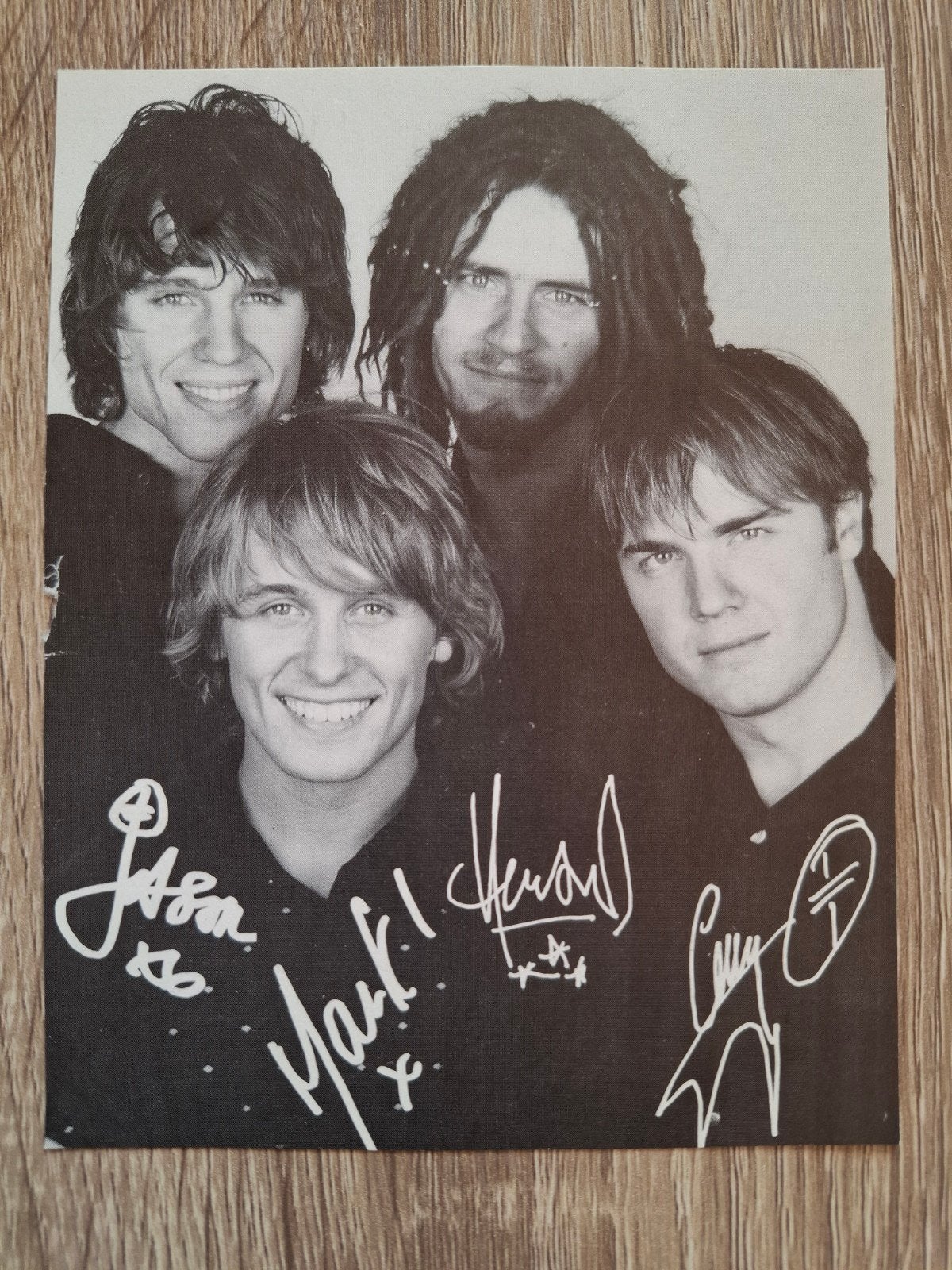 Te koop: kaart Take That met bedrukte handtekening, Verzamelen, Muziek, Artiesten en Beroemdheden, Ophalen, Zo goed als nieuw