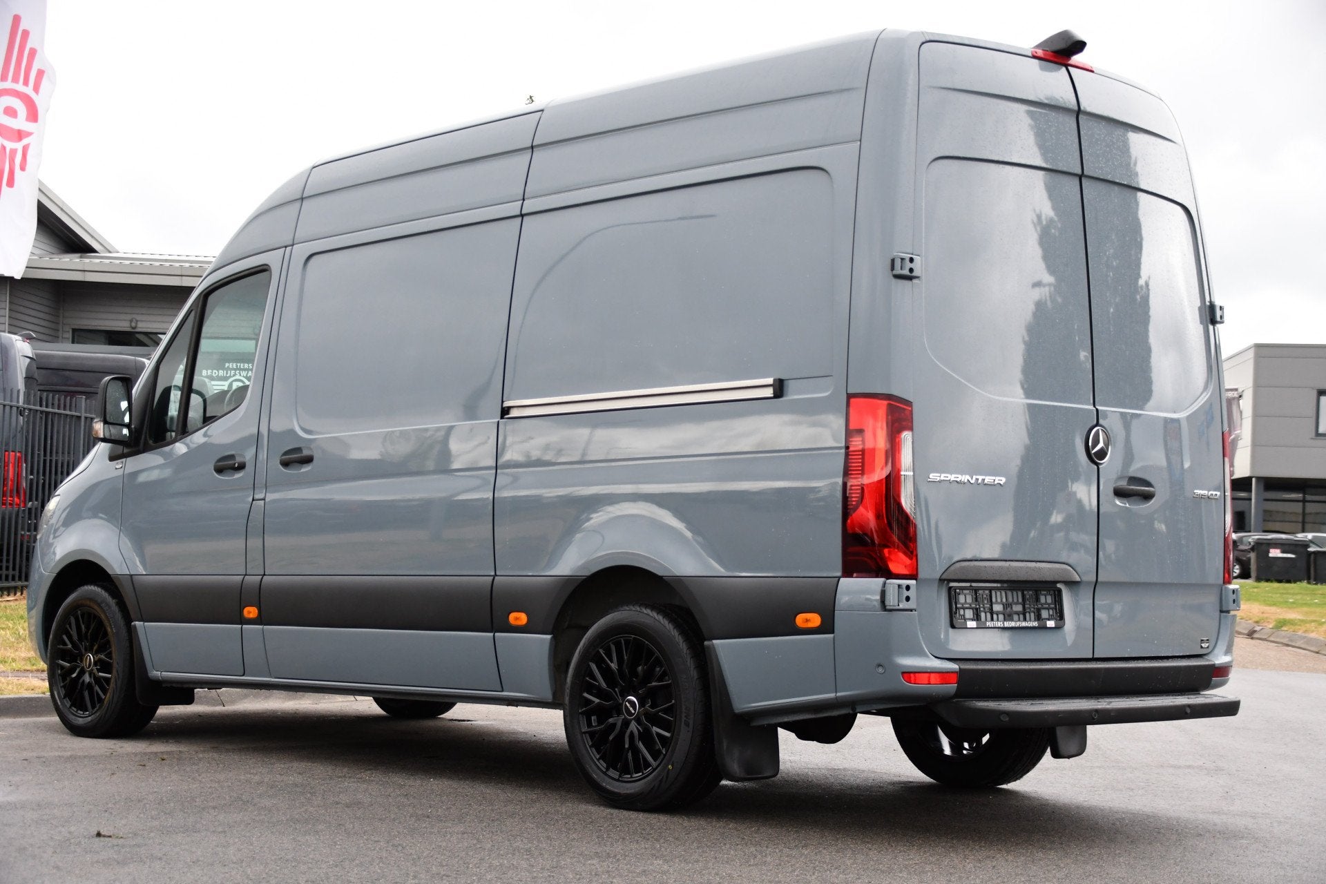 Mercedes-Benz Sprinter 319 1.9 CDI L2H2 RWD PB Edition 360 C, Automaat, Achterwielaandrijving, Gebruikt, Bedrijf