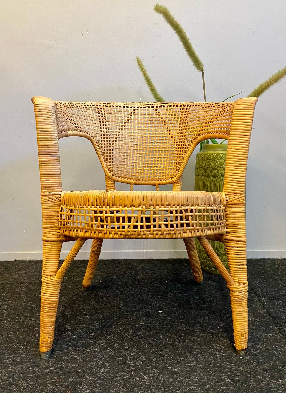 Vintage retro rotan stoel jaren 50/60 riet chair mid-century, Huis en Inrichting, Stoelen, Ophalen, Gebruikt, Bruin, Midcentury design ibiza chair jaren 50/60