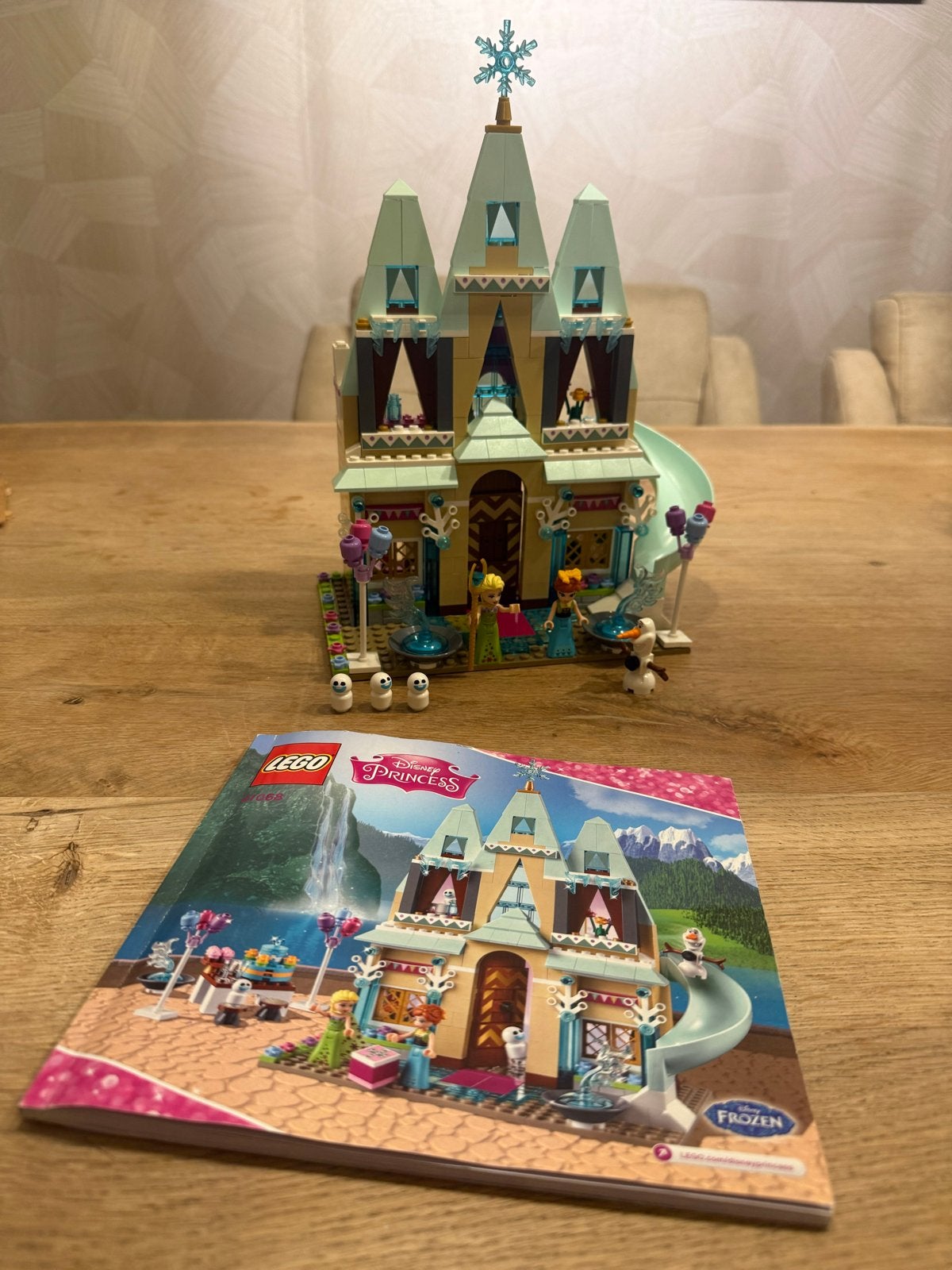 Lego 41068 Disney Frozen Kasteelfeest in Arendelle, Ophalen of Verzenden, Zo goed als nieuw