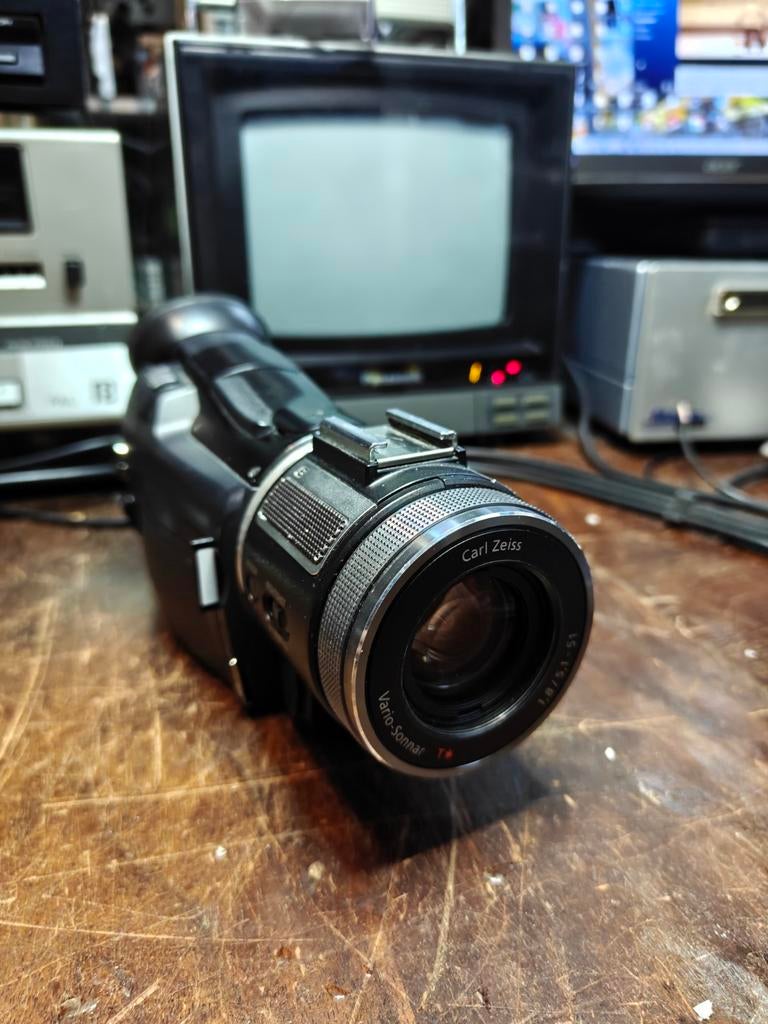 Sony HVR-A1E HDV videocamera + adapter + composiet kabel, Audio, Tv en Foto, Videocamera's Digitaal, Sony, 20x of meer, Ophalen of Verzenden