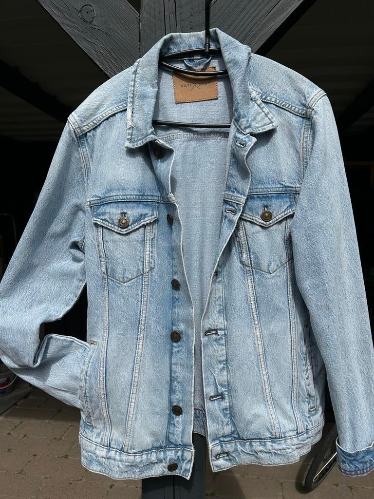 Mooie Spijkerjas, M, Anti-Blue ZGAN!, Kleding | Heren, Jassen | Zomer, Ophalen, Zo goed als nieuw, Blauw, Anti Blue