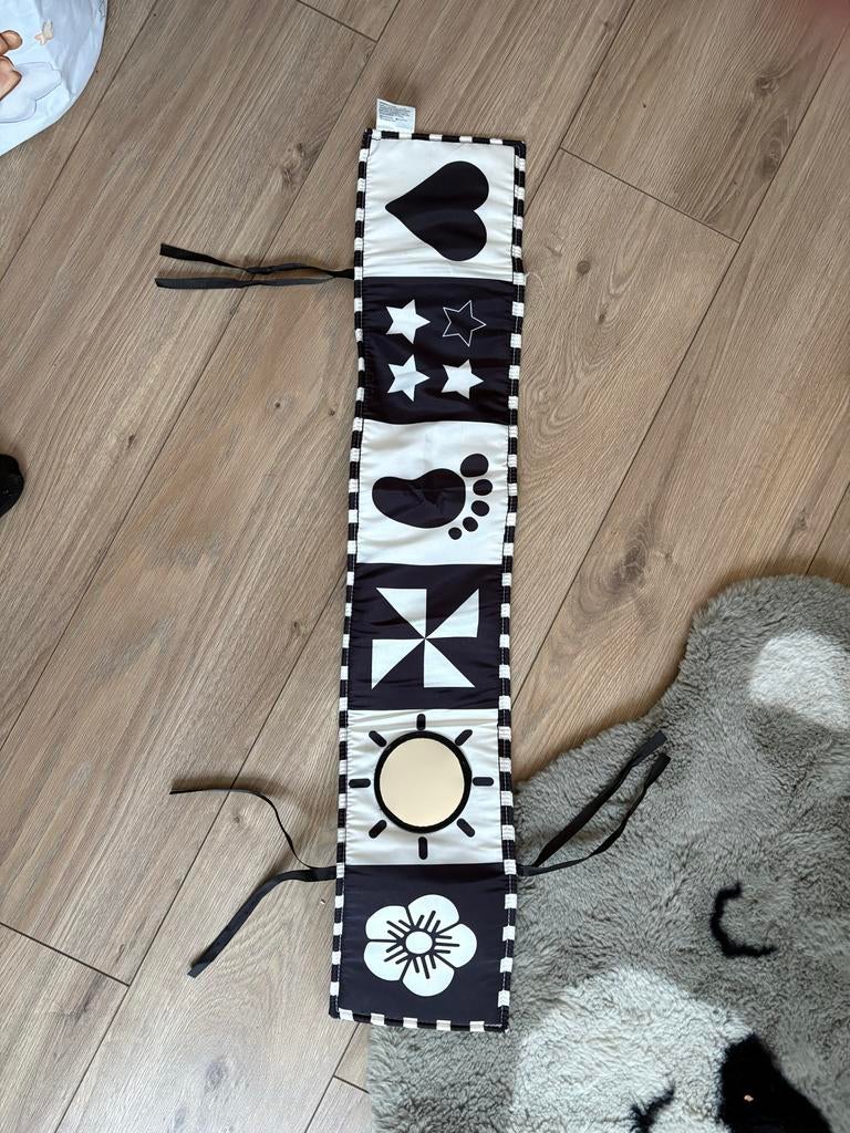 Zwart-wit babyboekje/speeltje voor visuele stimulatie, Ophalen of Verzenden, Zo goed als nieuw, Overige typen