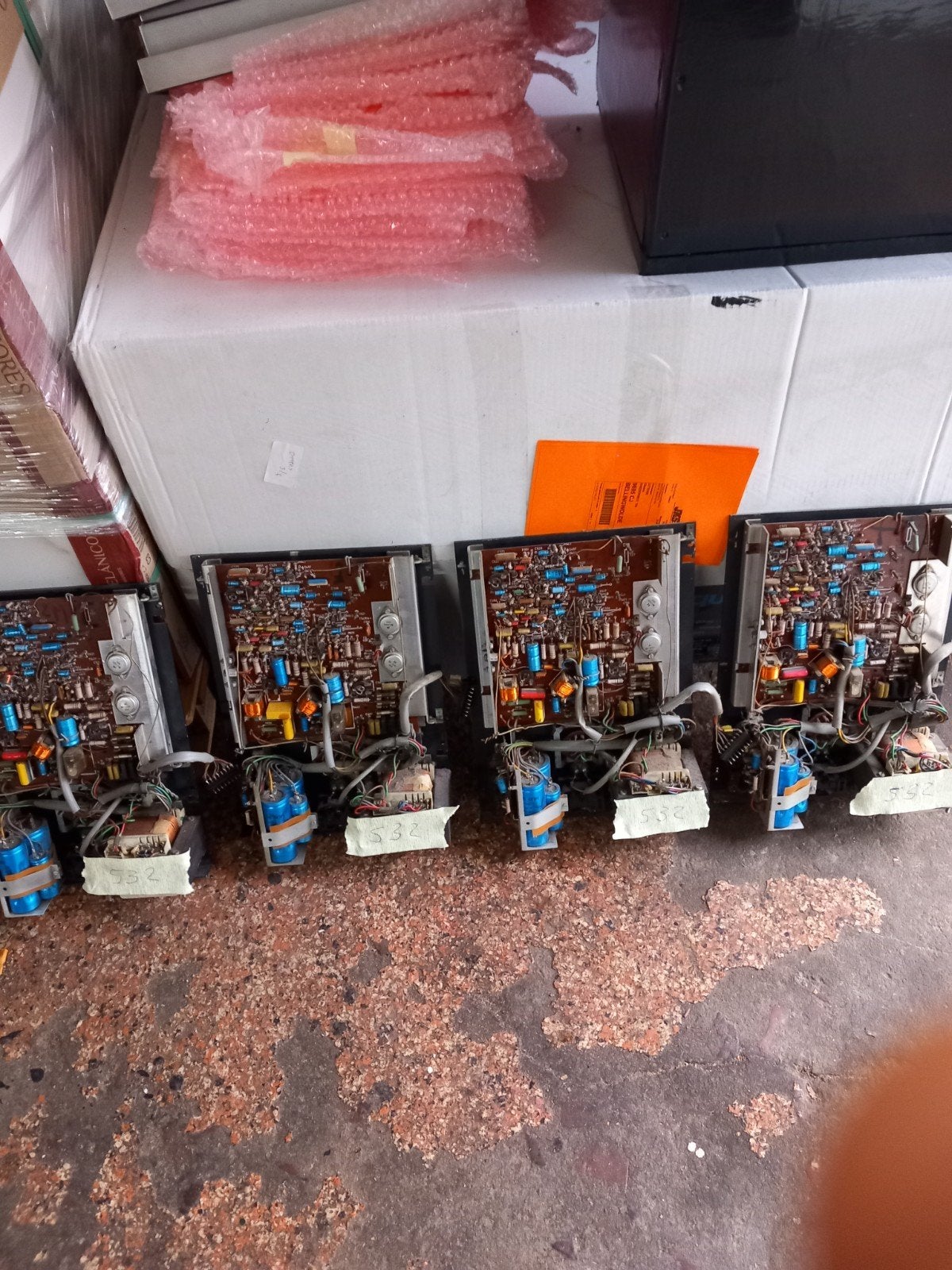 6 x Philips versterkers aangeboden  2x 544 en 4 x 532, Audio, Tv en Foto, Ophalen of Verzenden, Gebruikt, Minder dan 60 watt, Philips