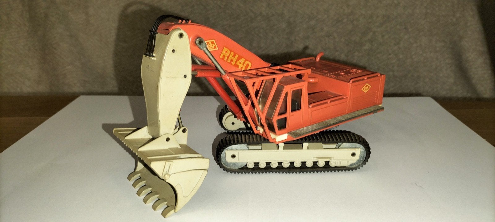 O&K RH40 Graafmachine van NTZ model 188, Ophalen, NZG