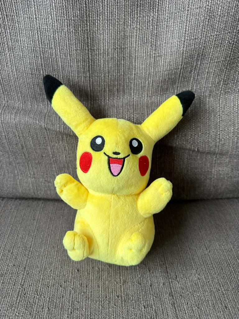 Pokémon knuffel Pikachu, Ophalen of Verzenden, Zo goed als nieuw, Overige typen