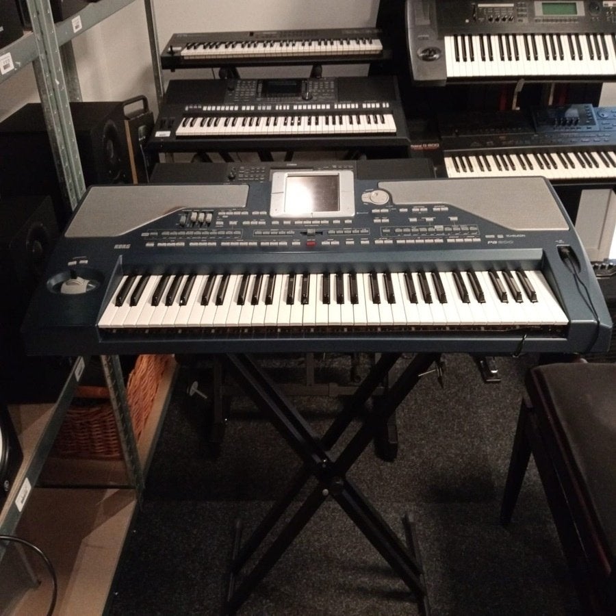 Korg PA800 - Occasion, Korg, 3364AE, Info@johdeheer.nl, 61 toetsen