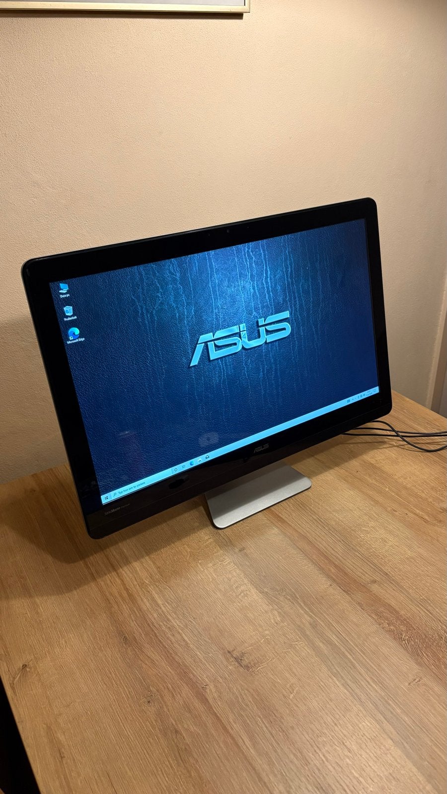 ASUS All-in-One PC met Intel Core i5, Computers en Software, Ophalen, Met monitor, Zo goed als nieuw, SSD