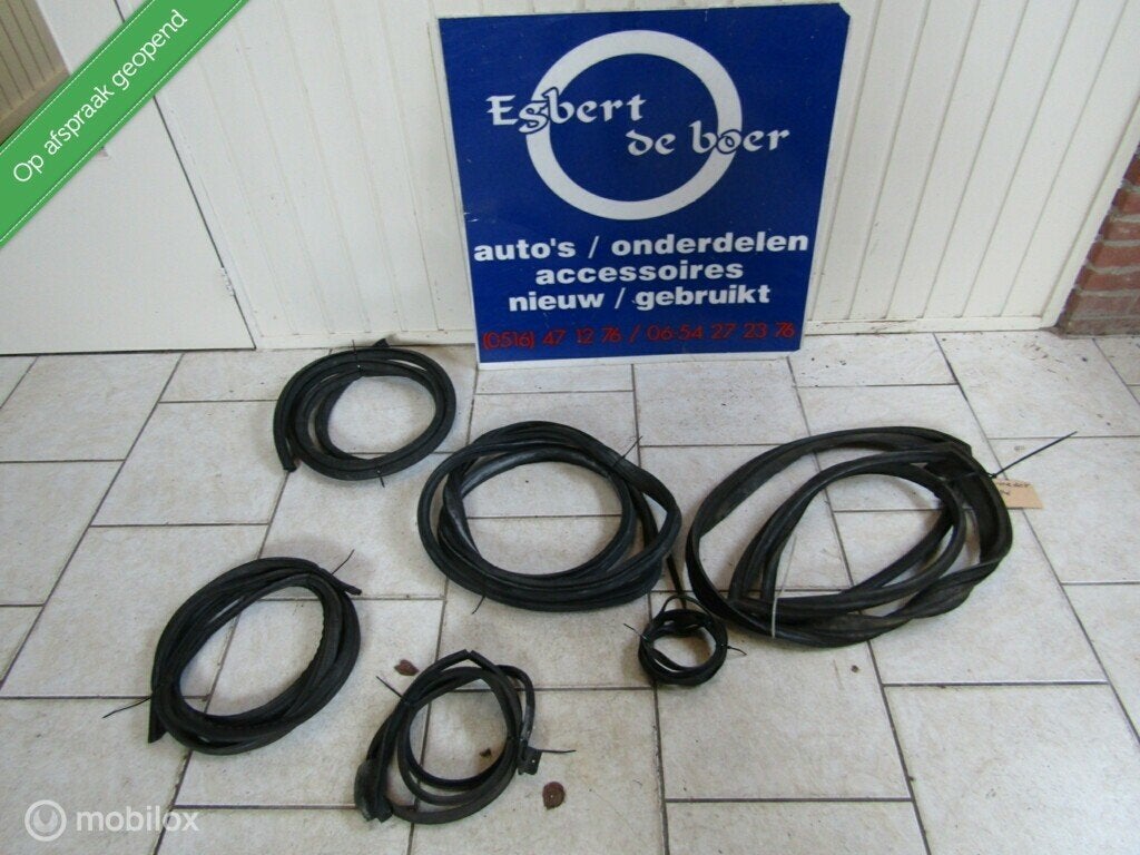 Raamrubber voorruit deurrubber kofferbakrubber Commodore B, Auto-onderdelen, Ruiten en Toebehoren, Opel, Gebruikt, Ophalen of Verzenden