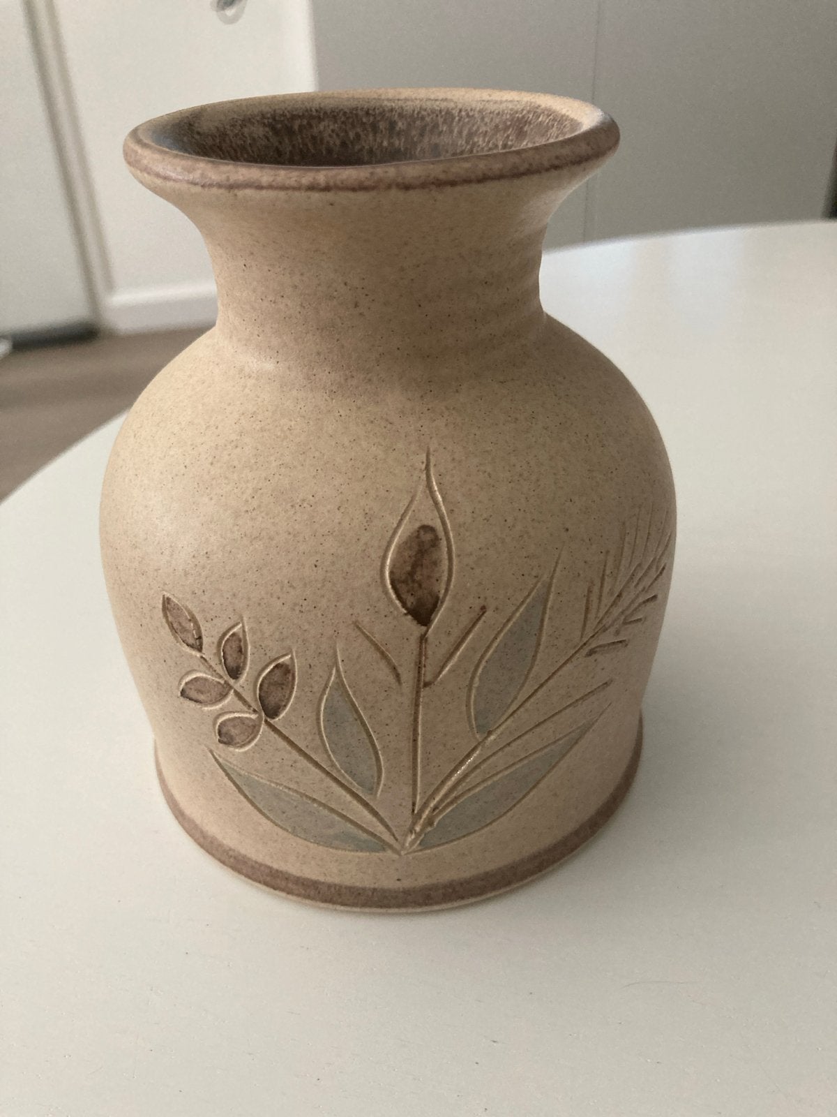 Vintage aardewerk vaas met natuurlijke decoratie, Antiek en Kunst, Ophalen