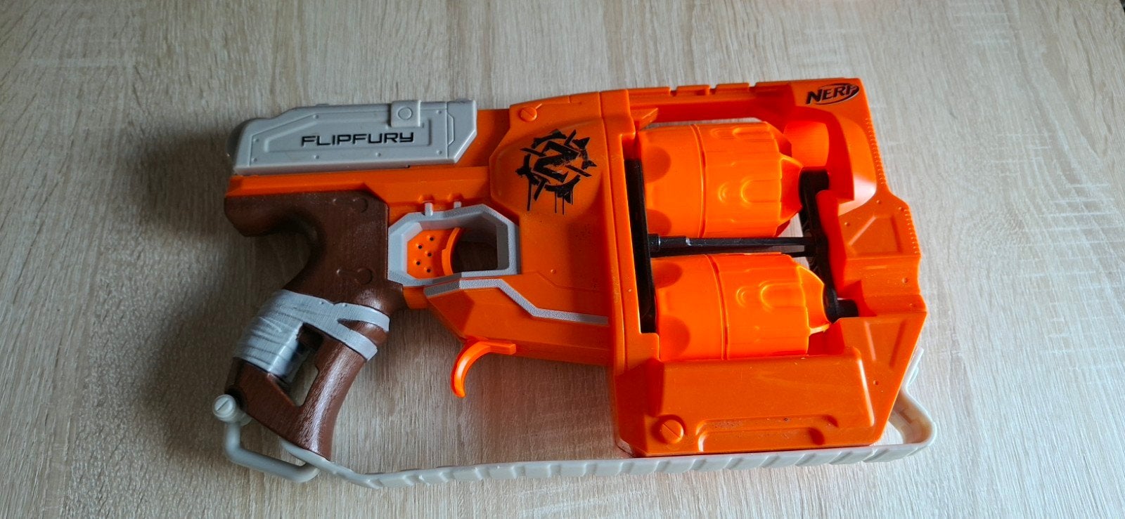 Nerf Zombie Strike FlipFury Blaster, Ophalen of Verzenden, Zo goed als nieuw