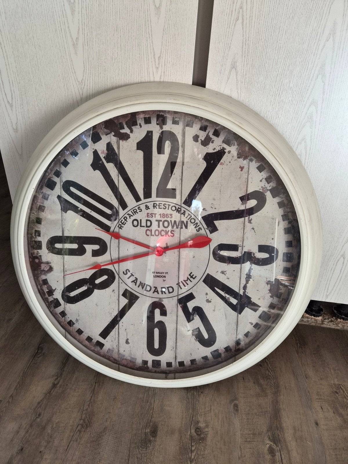 Grote wandklok op batterijen, metaal, Ø 95 cm, Ophalen, Wit, Vintage, Analoog