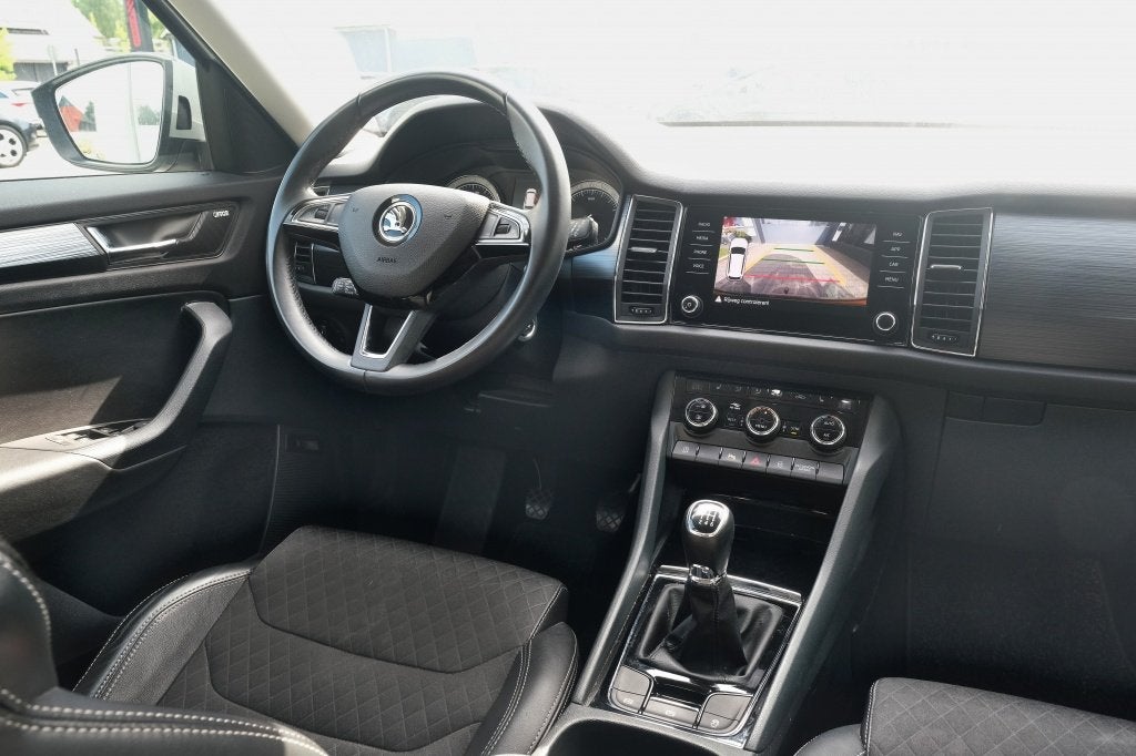 Skoda Kodiaq 1.5 TSI Bns. Ed. (bj 2019), Auto's, Skoda, 4 cilinders, 150 pk, Leder en Stof, Origineel Nederlands