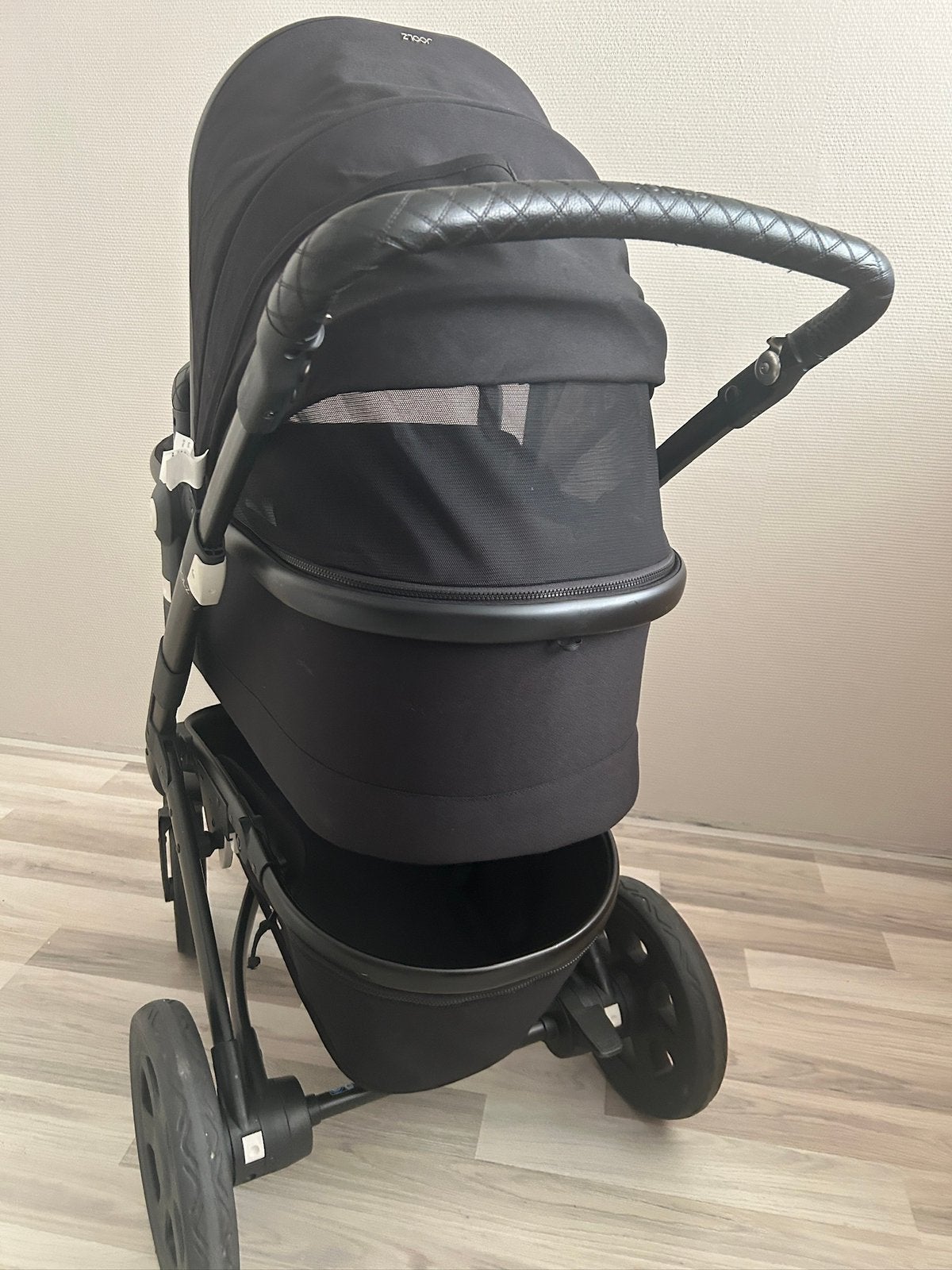 Foto 6 van Joolz Geo 2 kinderwagen zwart