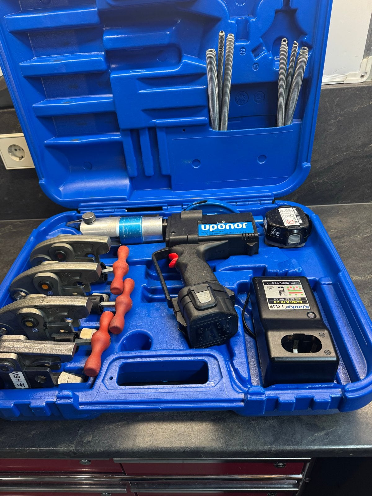 Uponor UP75 Perstang Compleet met Bekken en Accessoires, Ophalen of Verzenden, Gebruikt, Overige typen, Overige merken