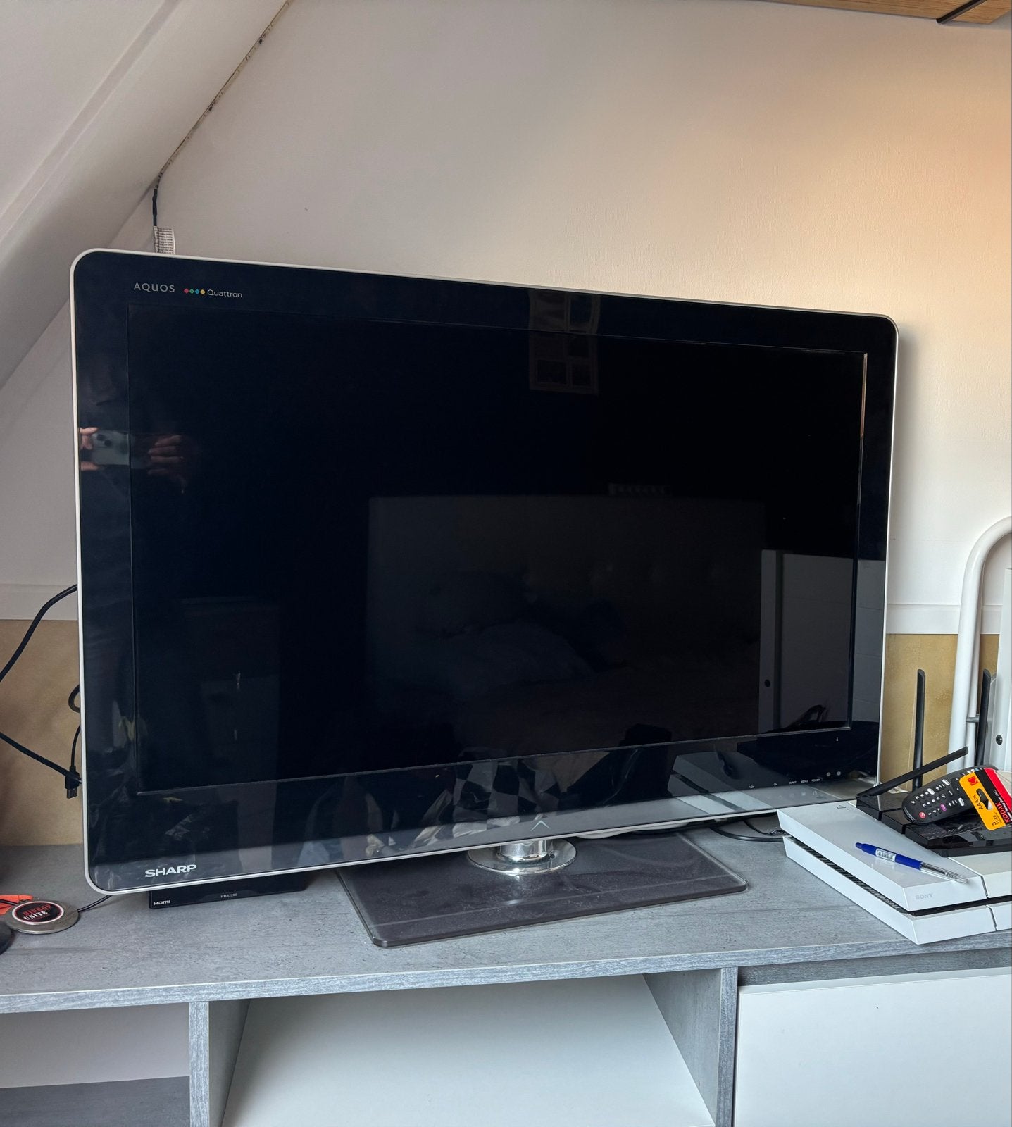 Sharp Aquos TV - 100 cm diagonaal, Ophalen, Gebruikt, 50 Hz, 100 cm of meer