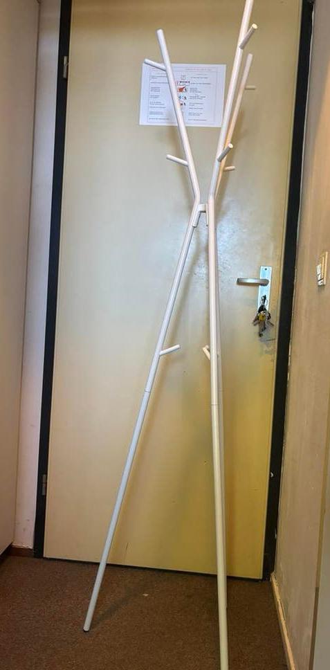 Ikea kapstok, Ophalen, Kunststof, Zo goed als nieuw, Staande kapstok