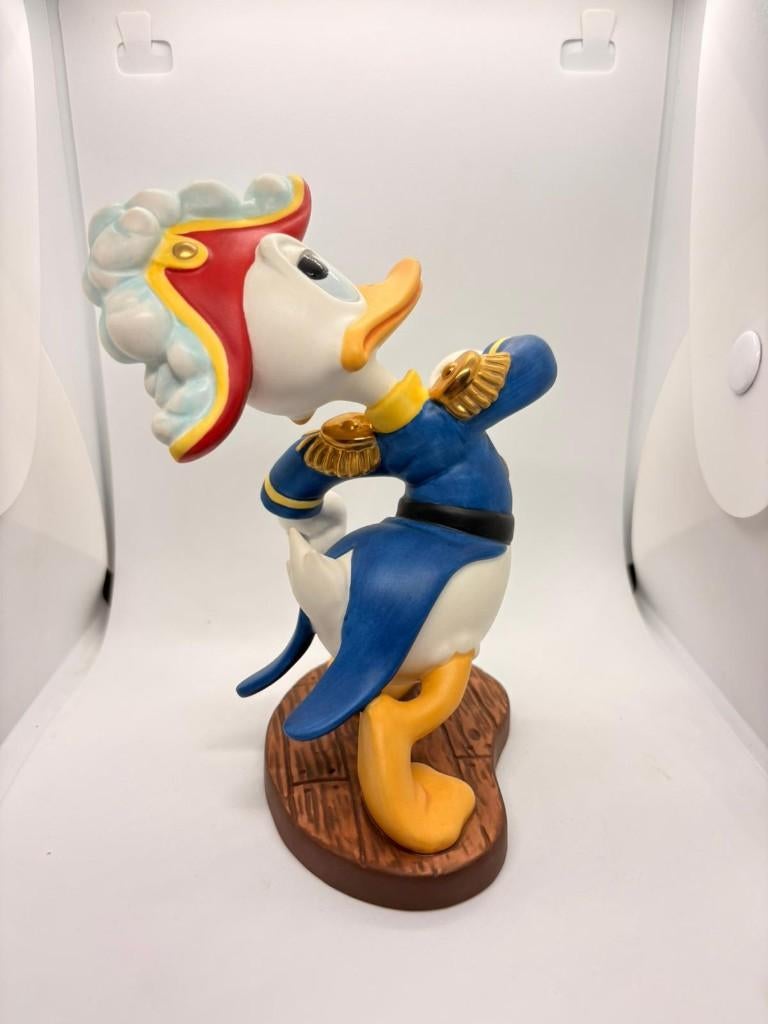 WDCC beeldje – Admiral Duck, Verzamelen, Ophalen, Zo goed als nieuw, Dier