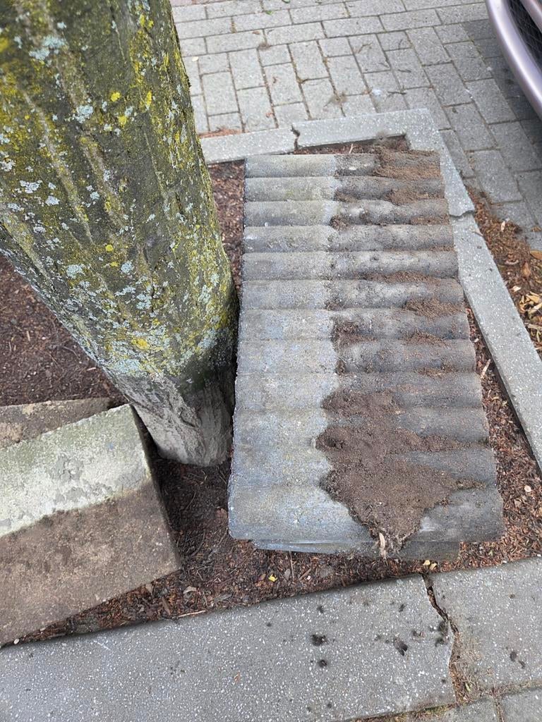Gebruikte betonnen opsluitbanden pallisade bandjes, Tuin en Terras, Gebruikt, Overige typen, Ophalen of Verzenden, Minder dan 5 m²