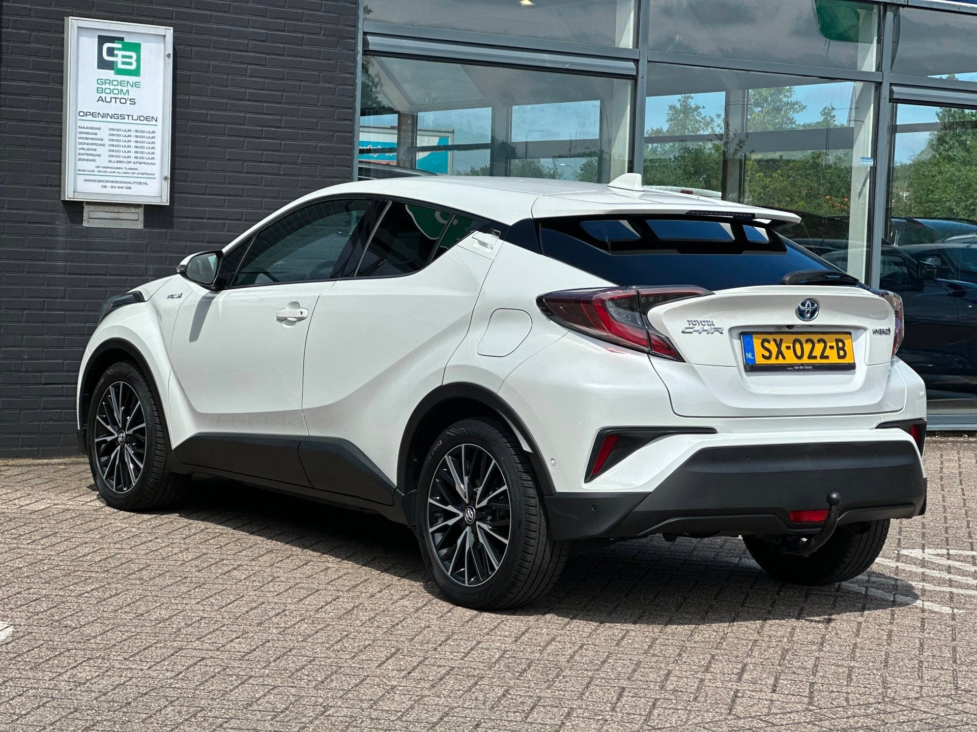 Toyota C-HR 1.8 Hybrid Executive/CAMERA/NL-AUTO NAP/NETTE ST, Auto's, Dealer onderhouden, Euro 6, 4 cilinders, Wit