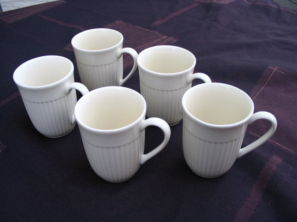 Wedgwood EDME  Grote hoge mokken/bekers 10½ cm hoog, Klassiek, Zo goed als nieuw, Mok, Ophalen of Verzenden