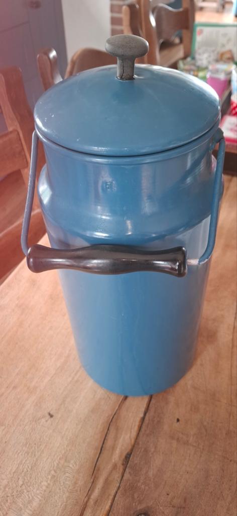 Melkbus 5 liter blauw, Antiek en Kunst, Antiek | Emaille, Ophalen of Verzenden