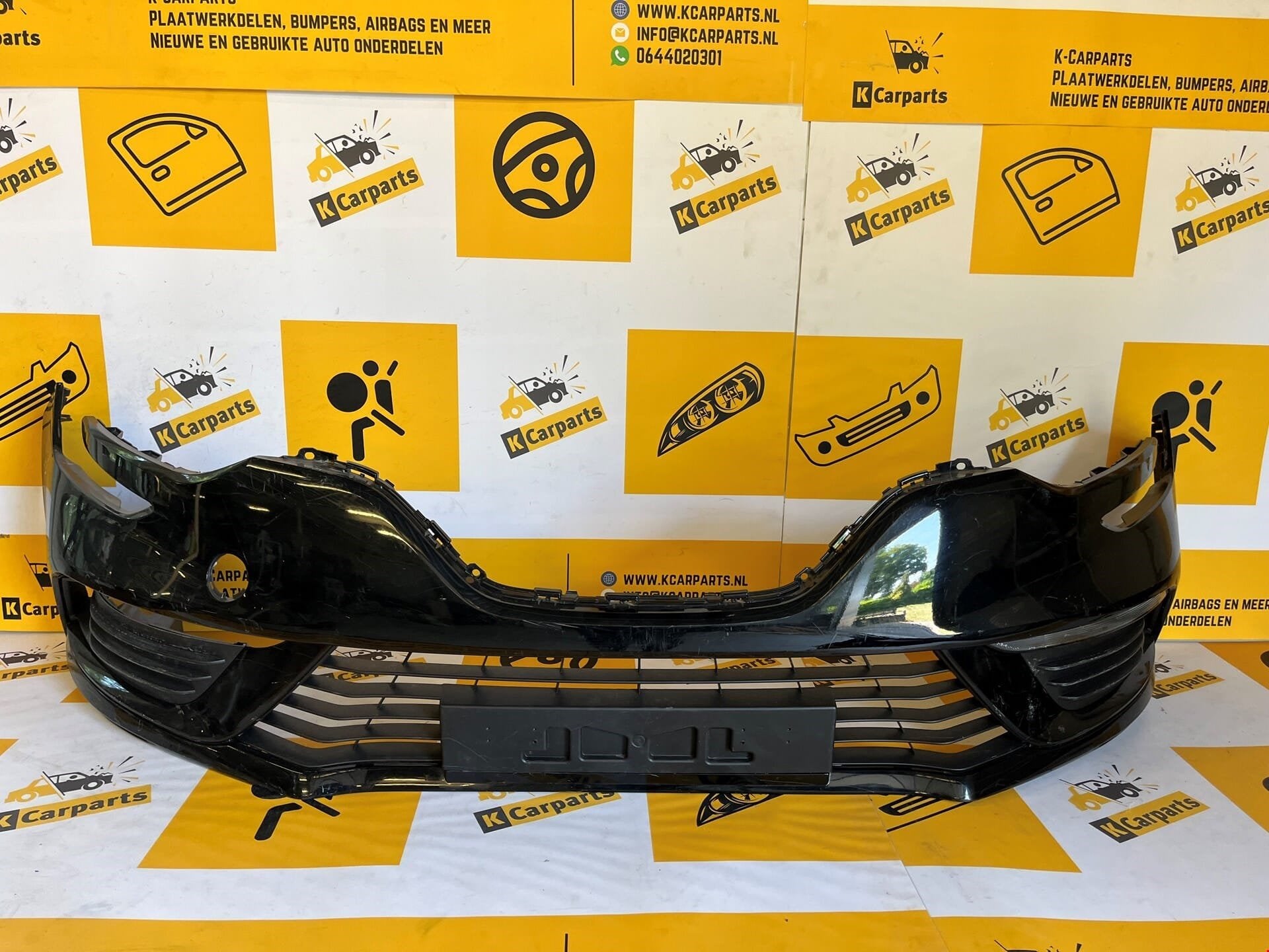 Voorbumper Renault Megane IV4 2015/2019 origineel bumper