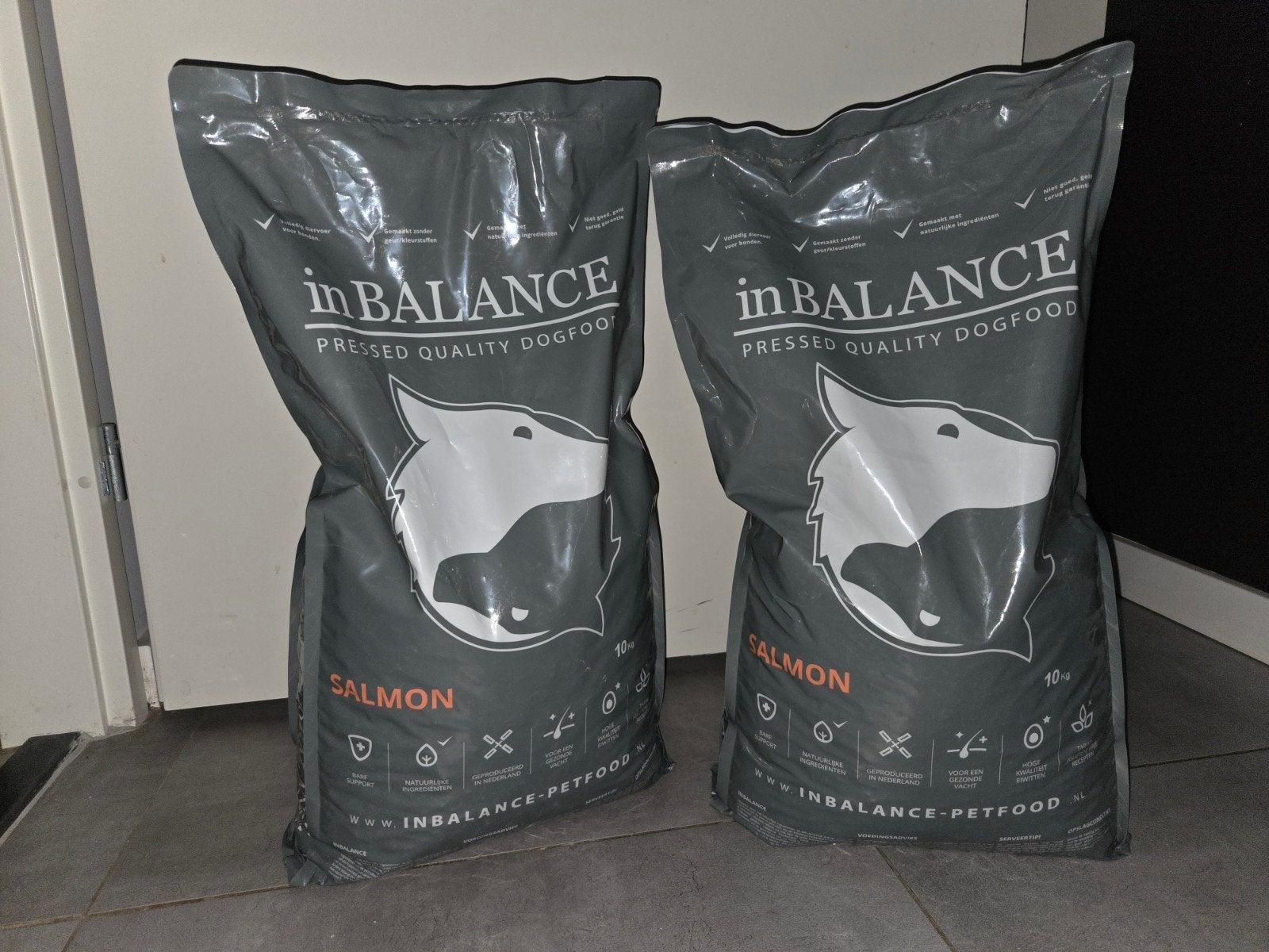 20 kilo inbalance Zalm hondenvoer, Ophalen, Hond