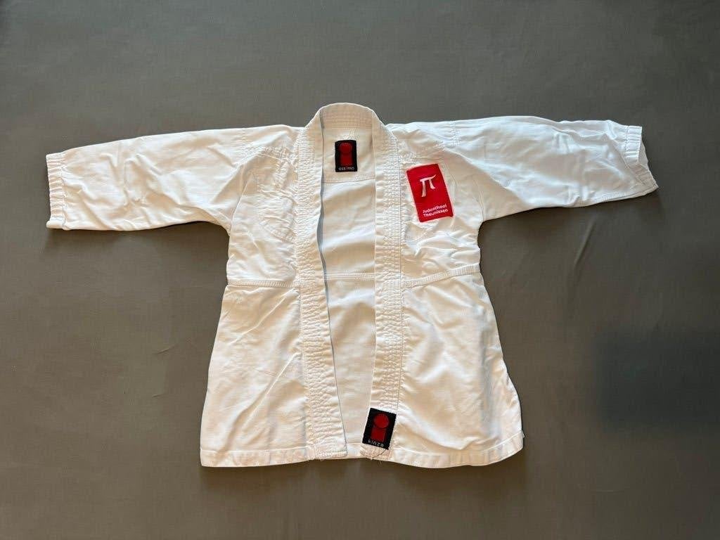 Kinder Judopak Essimo maat 116-120, Gebruikt, Maat XS of kleiner, Judo, Vechtsportpak
