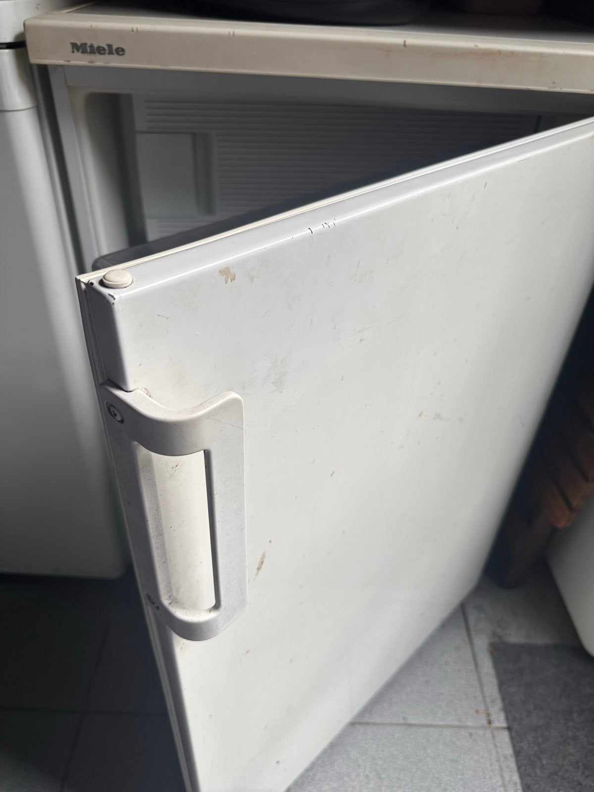 Miele tafelmodel koelkast met vriesvak K317S, Witgoed en Apparatuur, Koelkasten en IJskasten, 75 tot 100 liter, 45 tot 60 cm, Ophalen