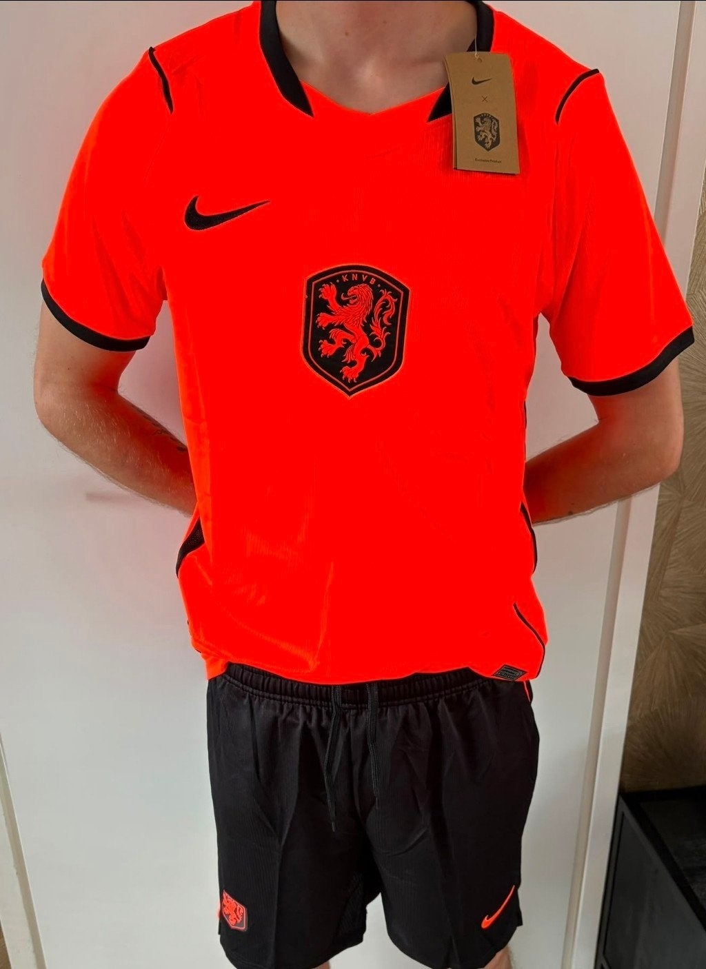 KNVB Oranje Thuistenue - 3x Compleet Maat L & 1x Shirt, Ophalen of Verzenden