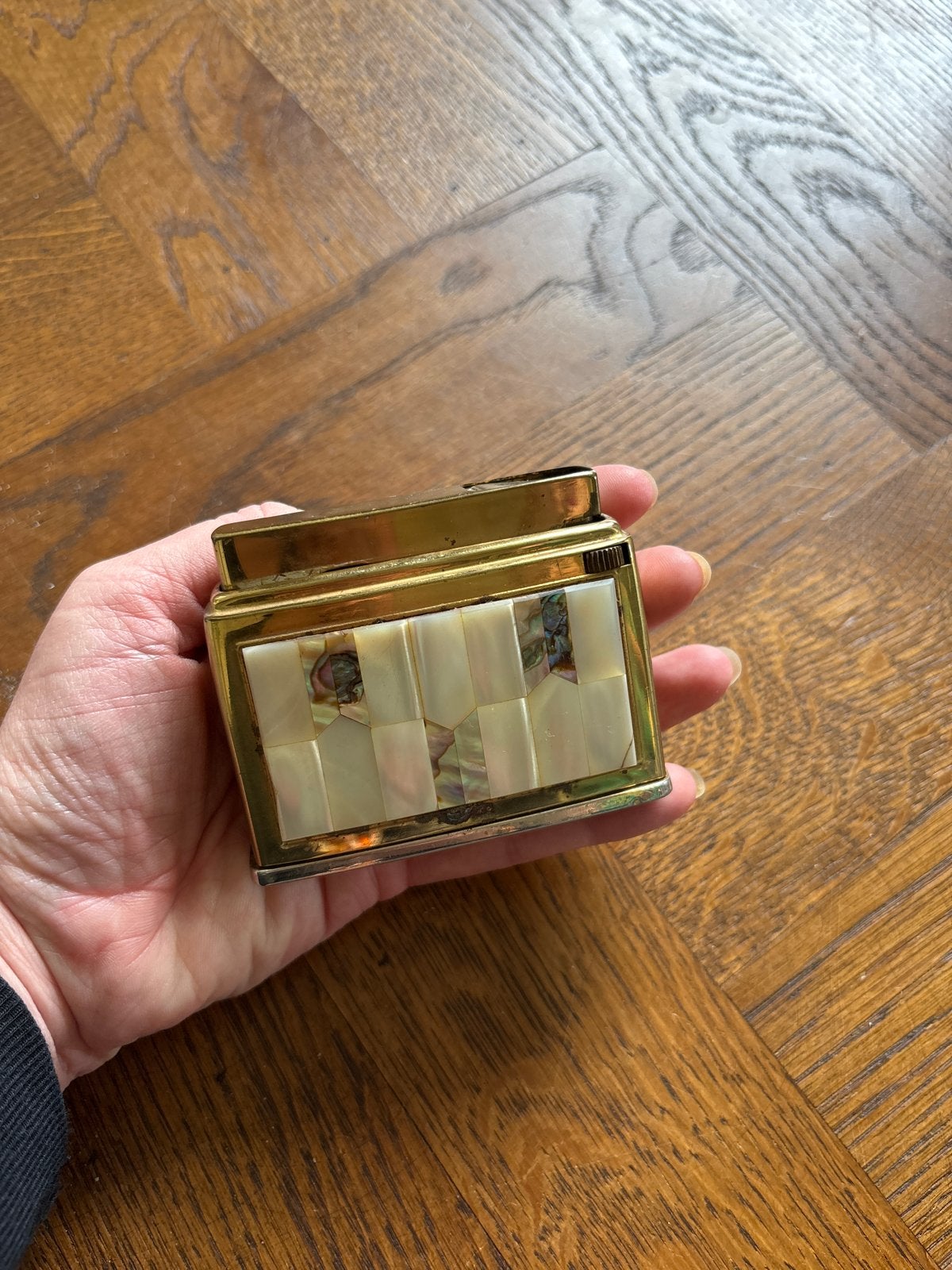 Vintage Fisher Butaan Aansteker met Parelmoer Inleg, Ophalen of Verzenden, Gebruikt, Aansteker