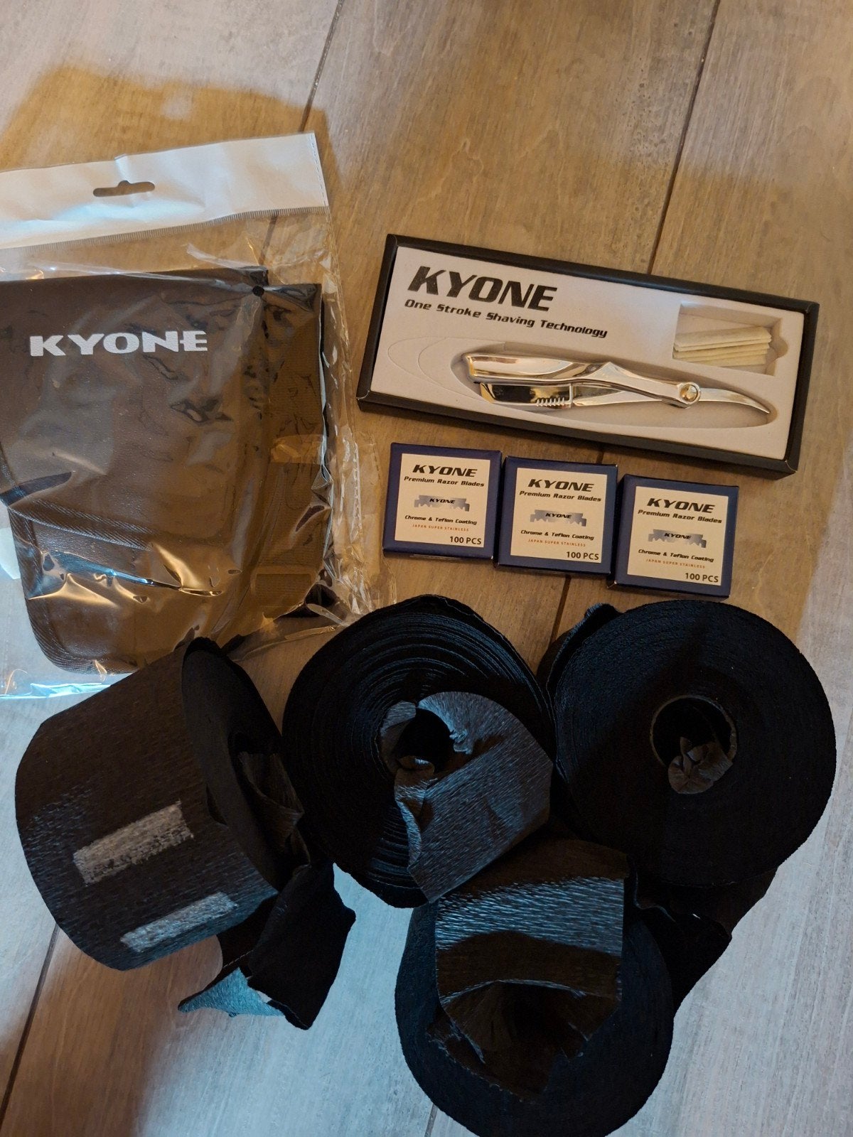 Kyone scheermes professioneel, nekkragen en een heuptasje, Ophalen of Verzenden, Zo goed als nieuw, Tondeuse