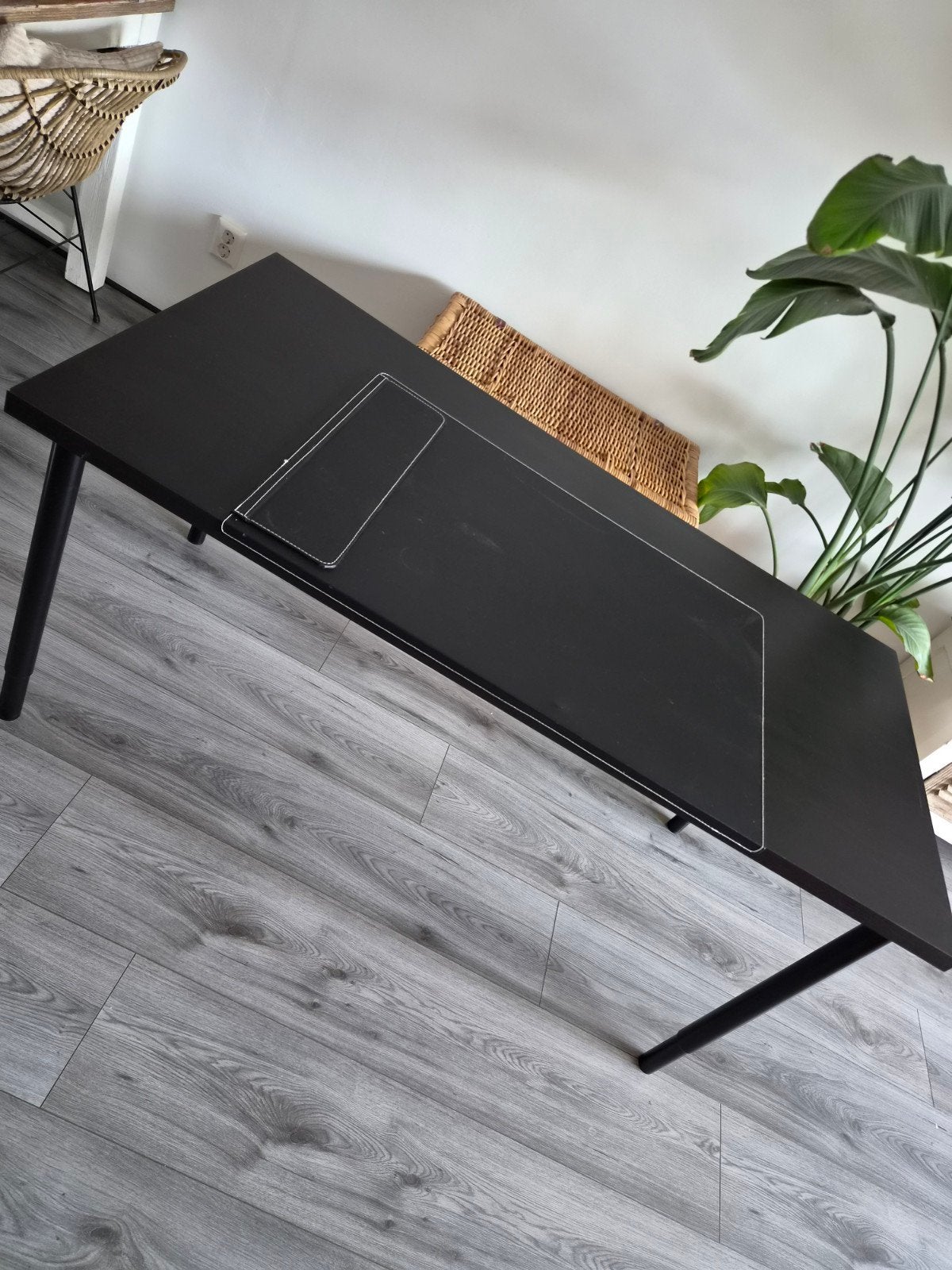 IKEA Linnmon bureaublad 150x75 cm (zonder poten), Ophalen, Gebruikt, IKEA, Spaanplaat of MDF