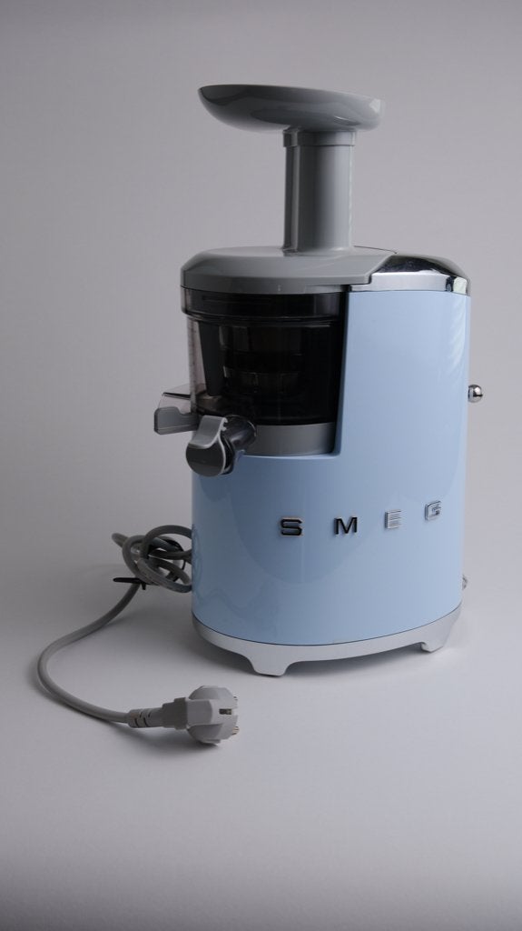 SMEG SJF01 keukenmachine slowjuicer, Witgoed en Apparatuur, Keukenmixers, Minder dan 1 liter, Ophalen, Zo goed als nieuw, 1 snelheid