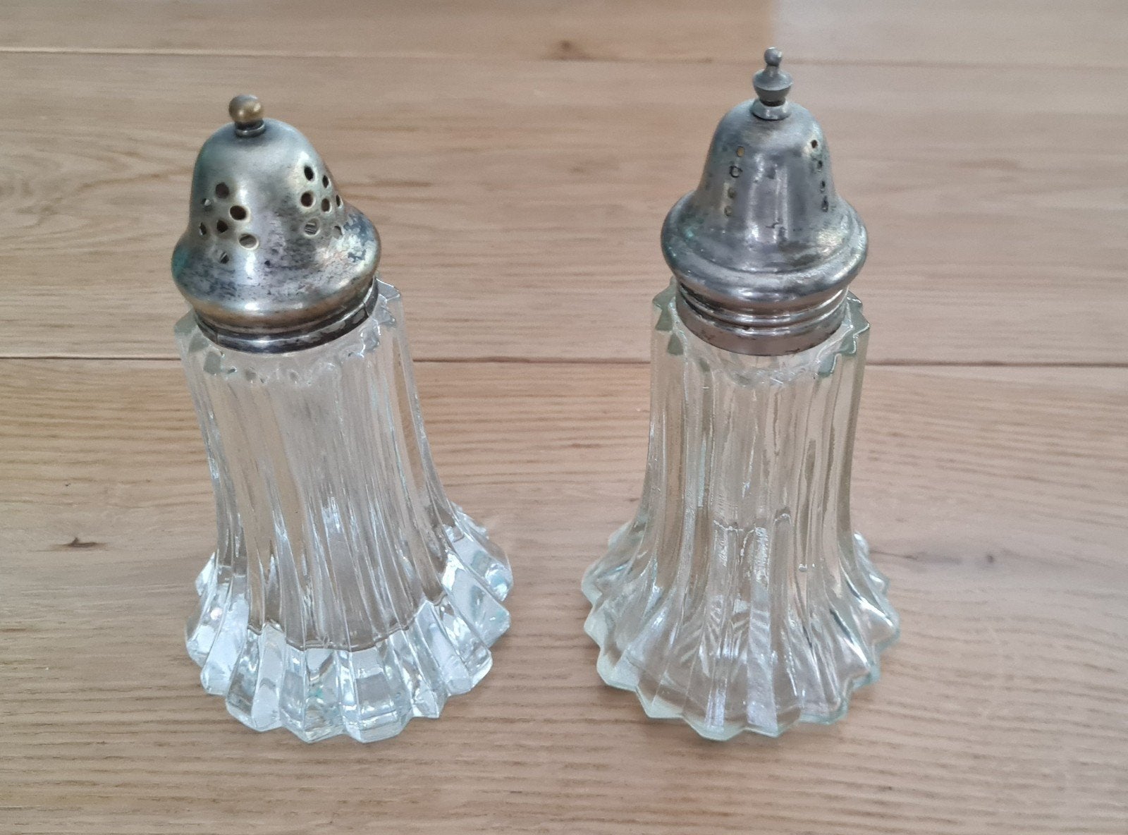 Vintage zout- en pepervaatjes, Ophalen