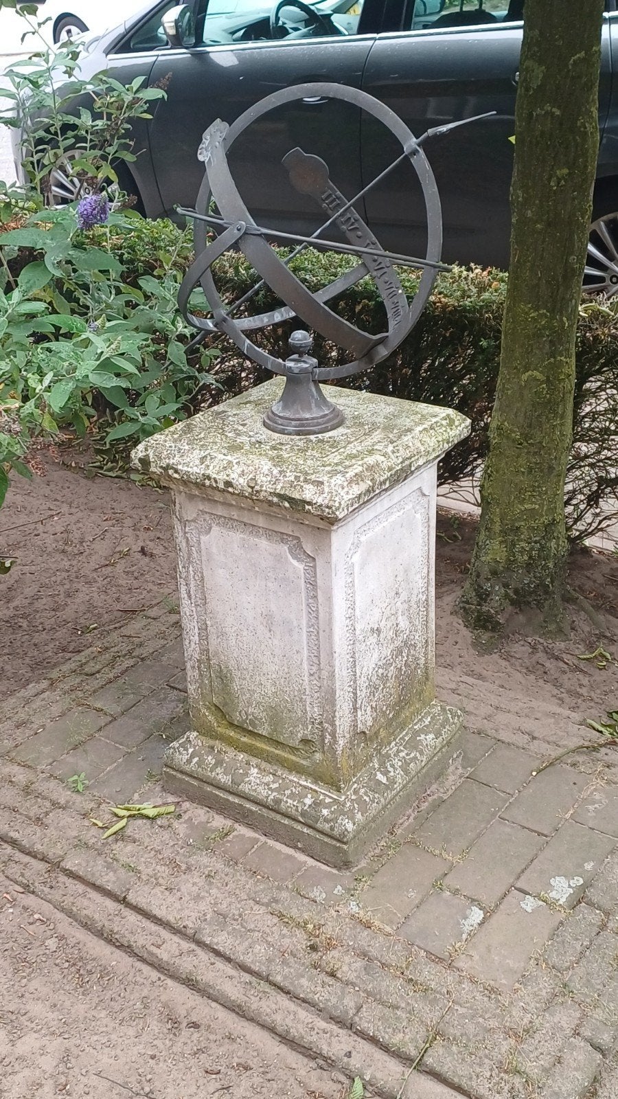 Antieke Zonnewijzer op Sokkel - Tuindecoratie, Tuin en Terras, Tuinbeelden, Ophalen, Gebruikt, Metaal, Overige typen