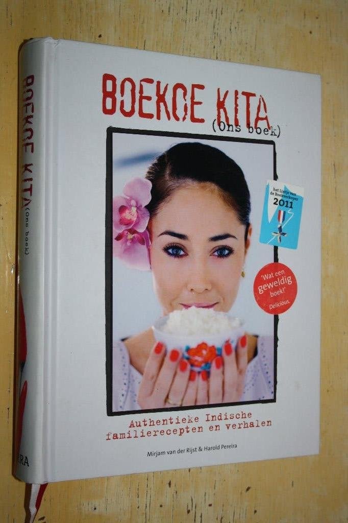 Boekoe Kita Authentieke Indische Familierecepten En Verhalen, Boeken, Kookboeken, Ophalen of Verzenden, Zo goed als nieuw, Azië en Oosters