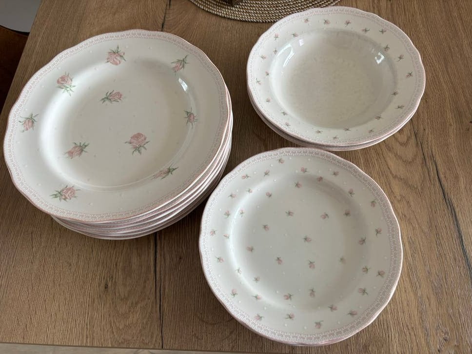Cambridge roosjes servies, Ophalen