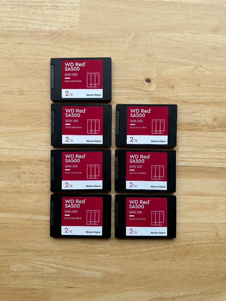 WD Red SA500 | 2TB | SATA SSD (7 available), Intern, 2TB, Ophalen of Verzenden, Zo goed als nieuw