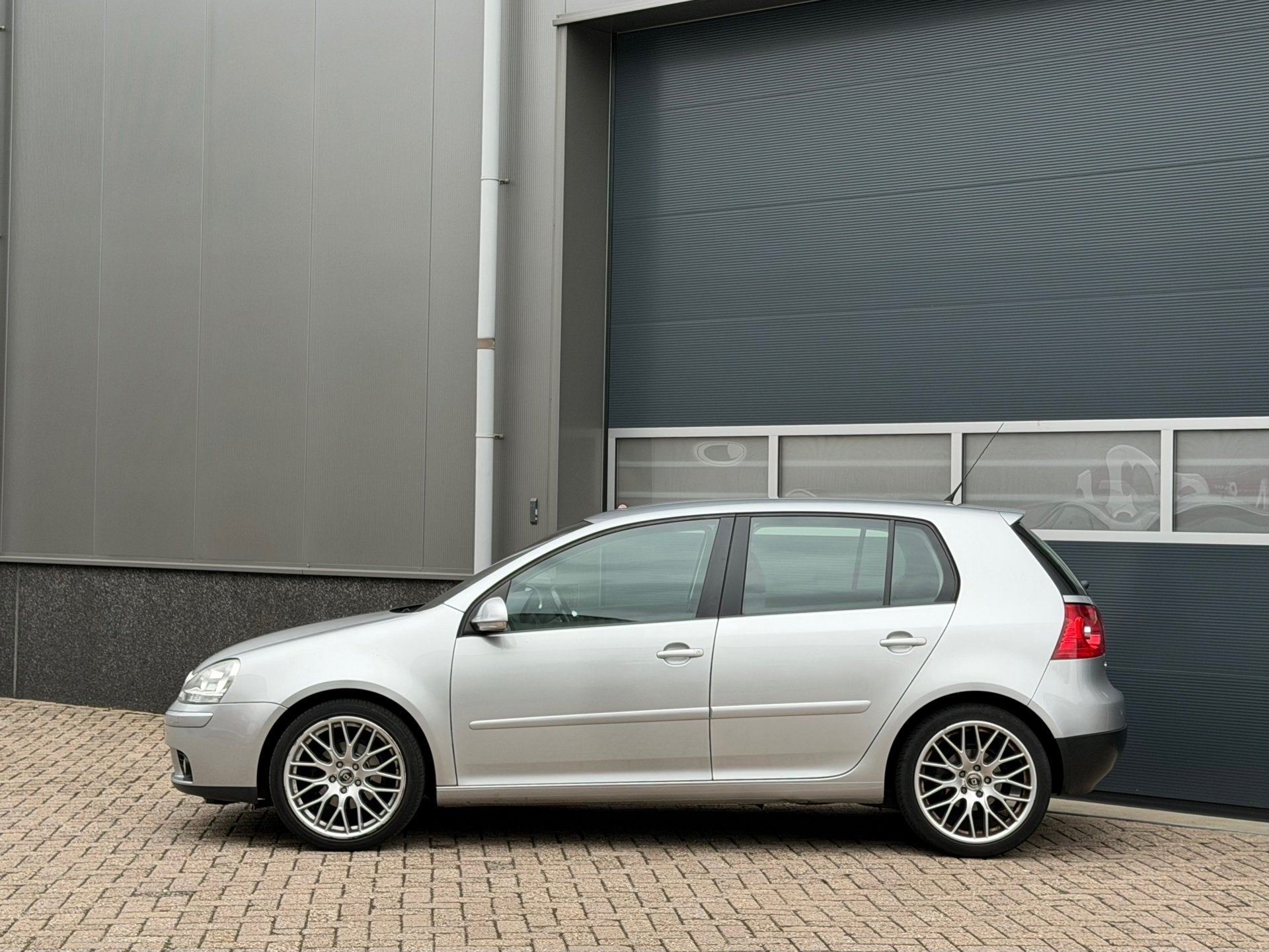Volkswagen Golf 1.6 Trendline bj.2007 5 Drs|Clima|Cc|Pdc., Voorwielaandrijving, Stof, Gebruikt, 4 cilinders